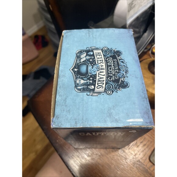 Wizarding Trunk Exclusive Harry Potter Nightmare in a Box Clown Statue Rare - Picture 5 of 11